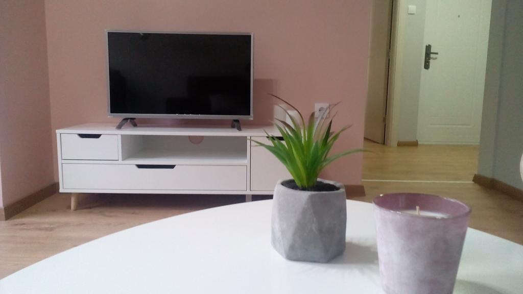 Apartment Marija Sremska Mitrovica Bagian luar foto