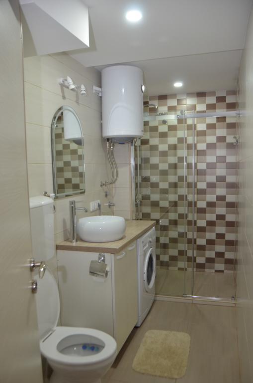 Apartment Marija Sremska Mitrovica Bagian luar foto